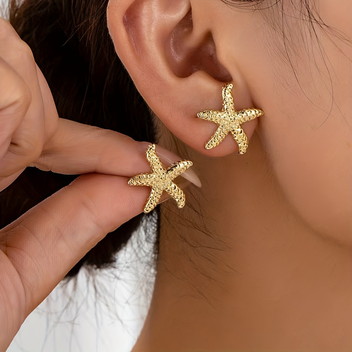 Body Jewelry High End - A Pair of Cool and Trendy
